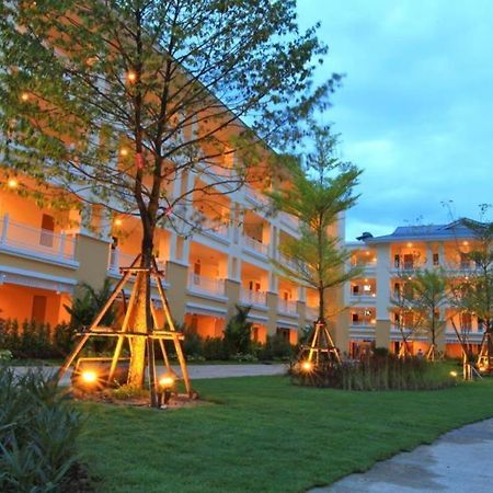 The One Residence Hotel Bangkok Eksteriør billede