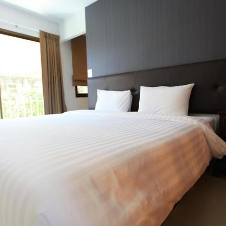The One Residence Hotel Bangkok Eksteriør billede