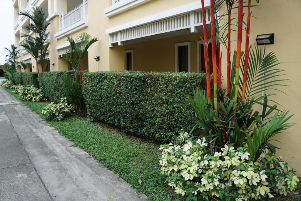 The One Residence Hotel Bangkok Eksteriør billede